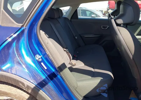 2025 Kia K4 Lxs z USA, uszkodzony, nr VIN 3KPFT4DE5SE051860